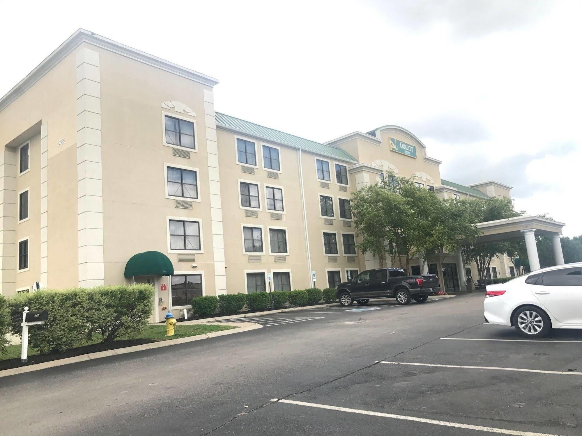 Quality Inn Murfreesboro-University Area Zewnętrze zdjęcie